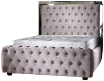 Elegance Mirrored Upholstered Bed in Plush Velvet