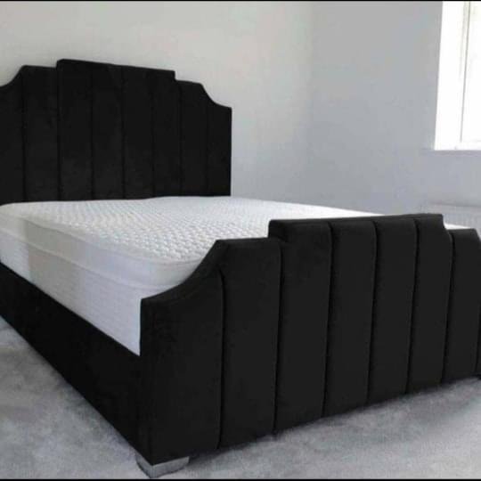 Elegant Modern Frame Bed with Luxurious Padded Headboard