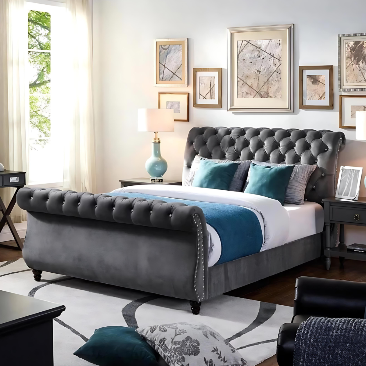 Luxurious Tufted Velvet Upholstered Bed