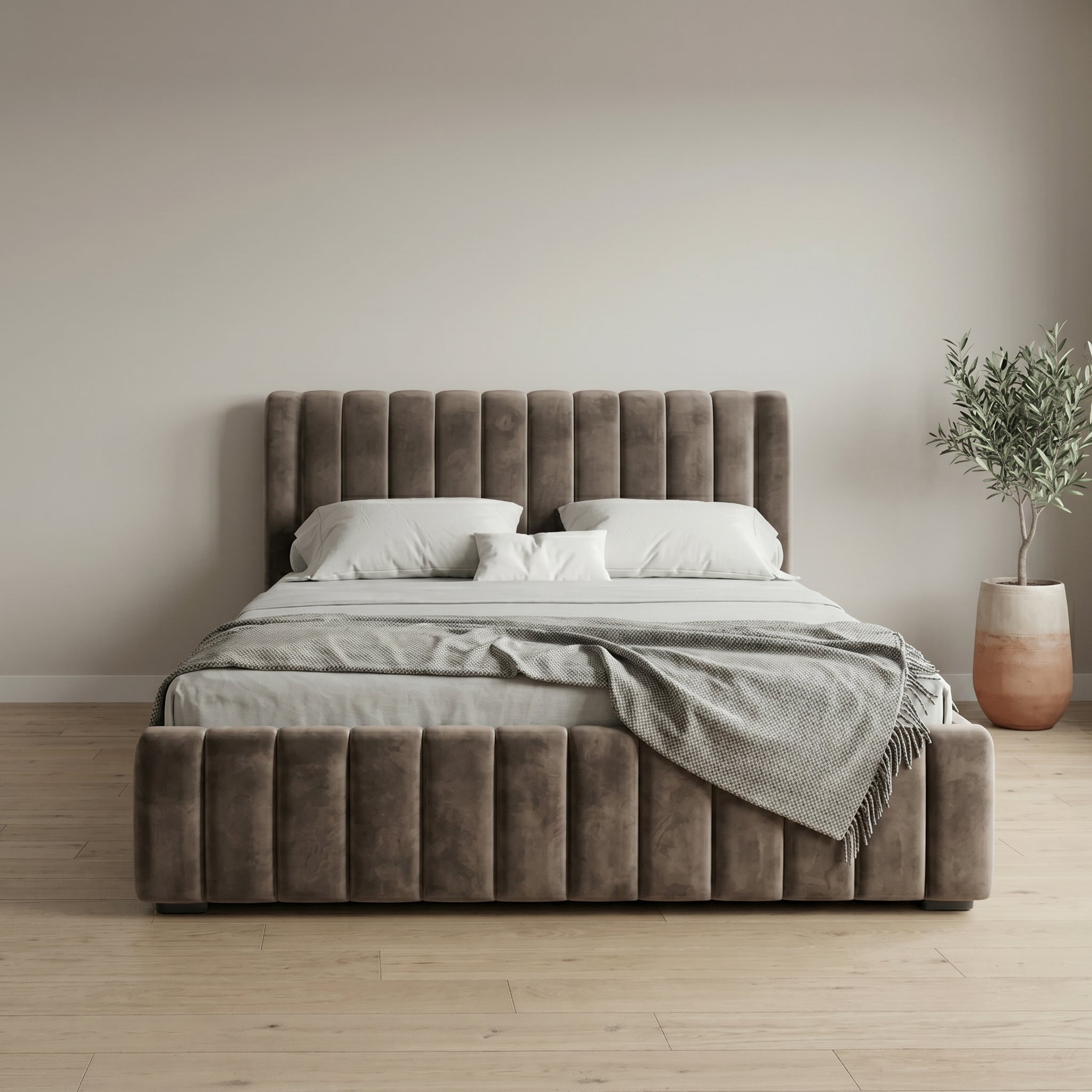 Modern Luxurious Upholstered Bed with Velvet Texture