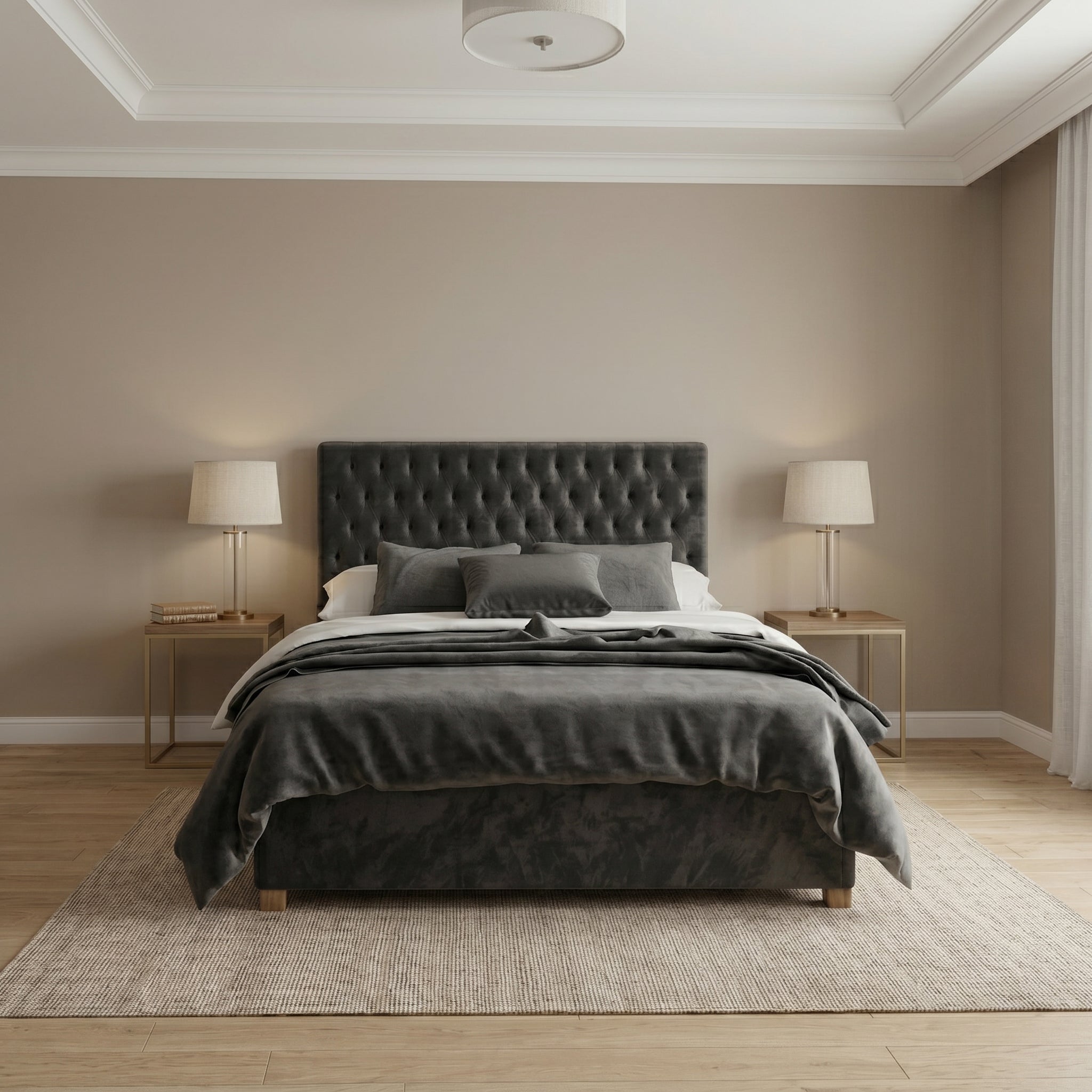 Chesterfield Sleigh Bed With Storage