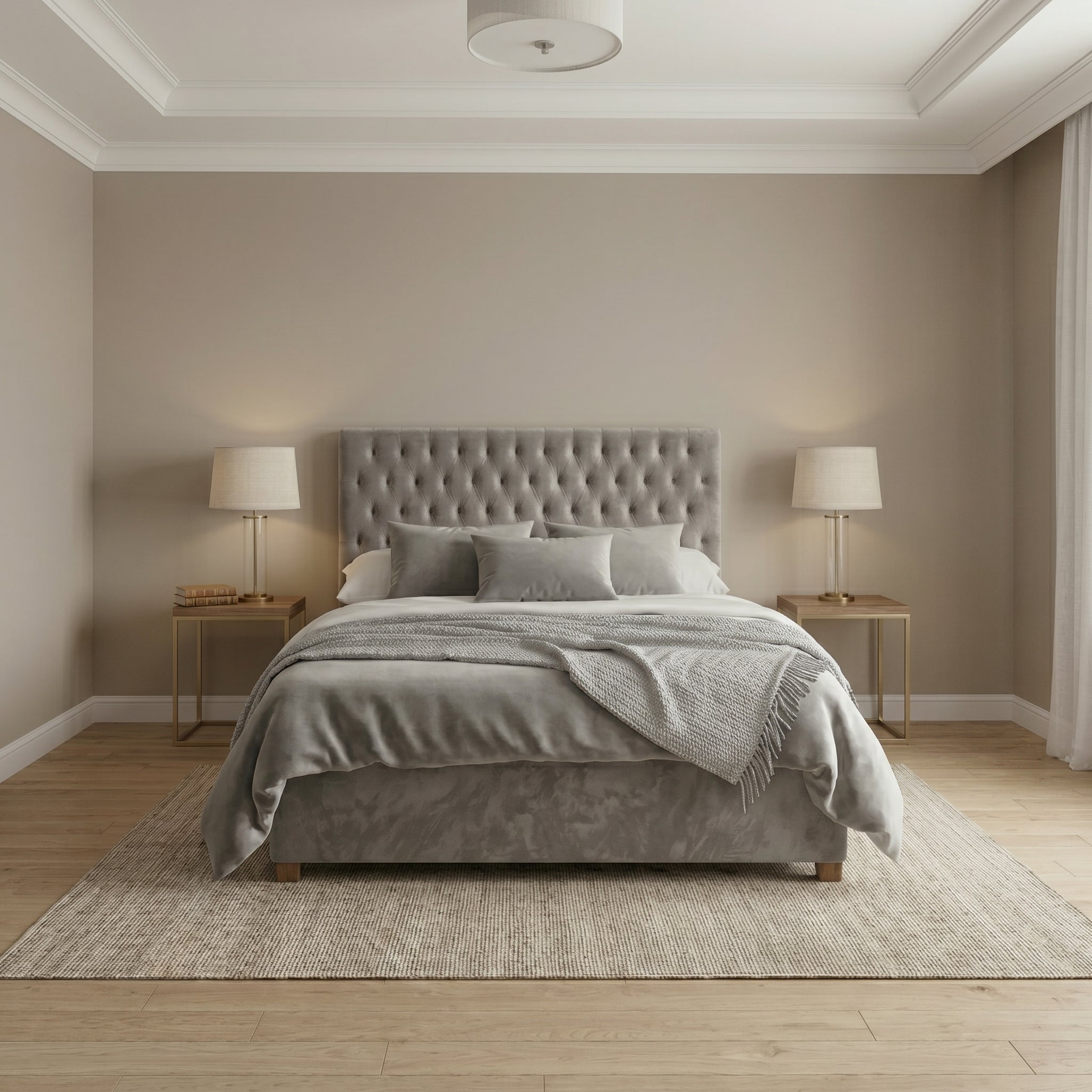 Chesterfield Sleigh Bed With Storage
